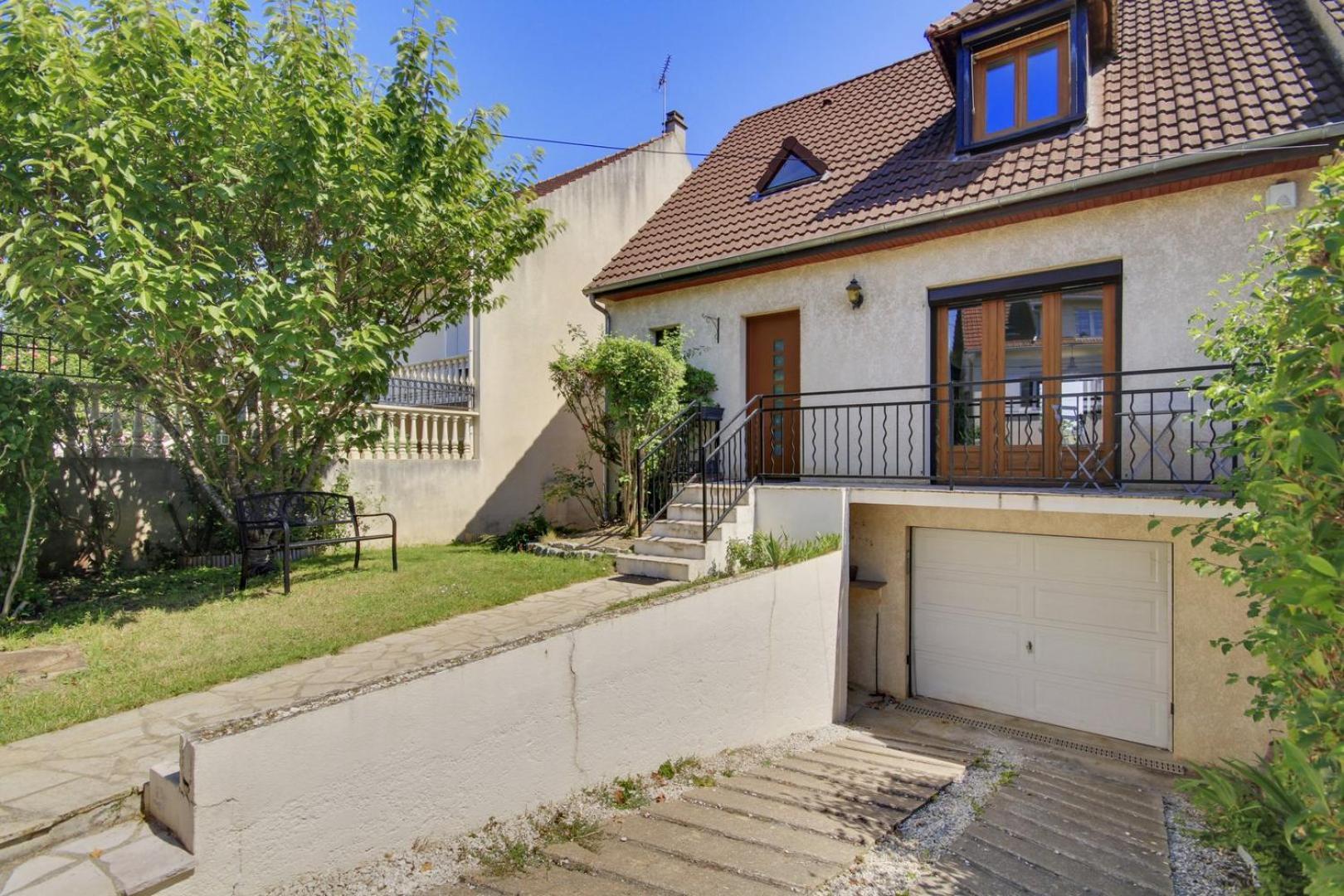 Authentique Demeure Familiale A Neuilly-Sur-Marne 호텔 외부 사진