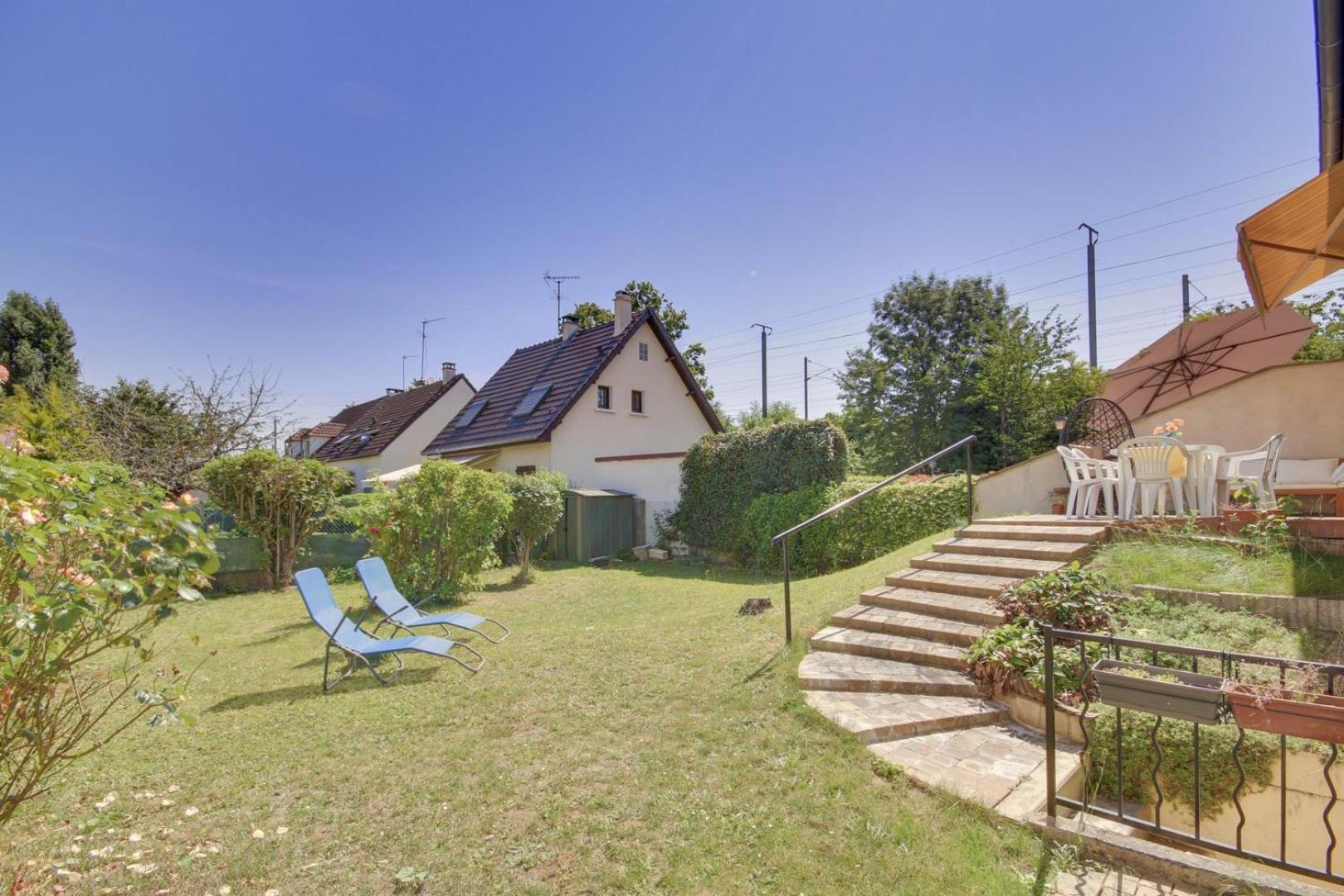 Authentique Demeure Familiale A Neuilly-Sur-Marne 호텔 외부 사진